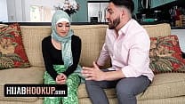 Hijab Hookup – Muslim Violet Gems Explores Her Sexuality With Busty Milf And Tutor