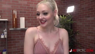 Arielle Aquinas masturbating while being tattooed