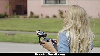 Exxxtra Small – Skinny Teen (BriceBardot) Spy And Fuck Big Cock